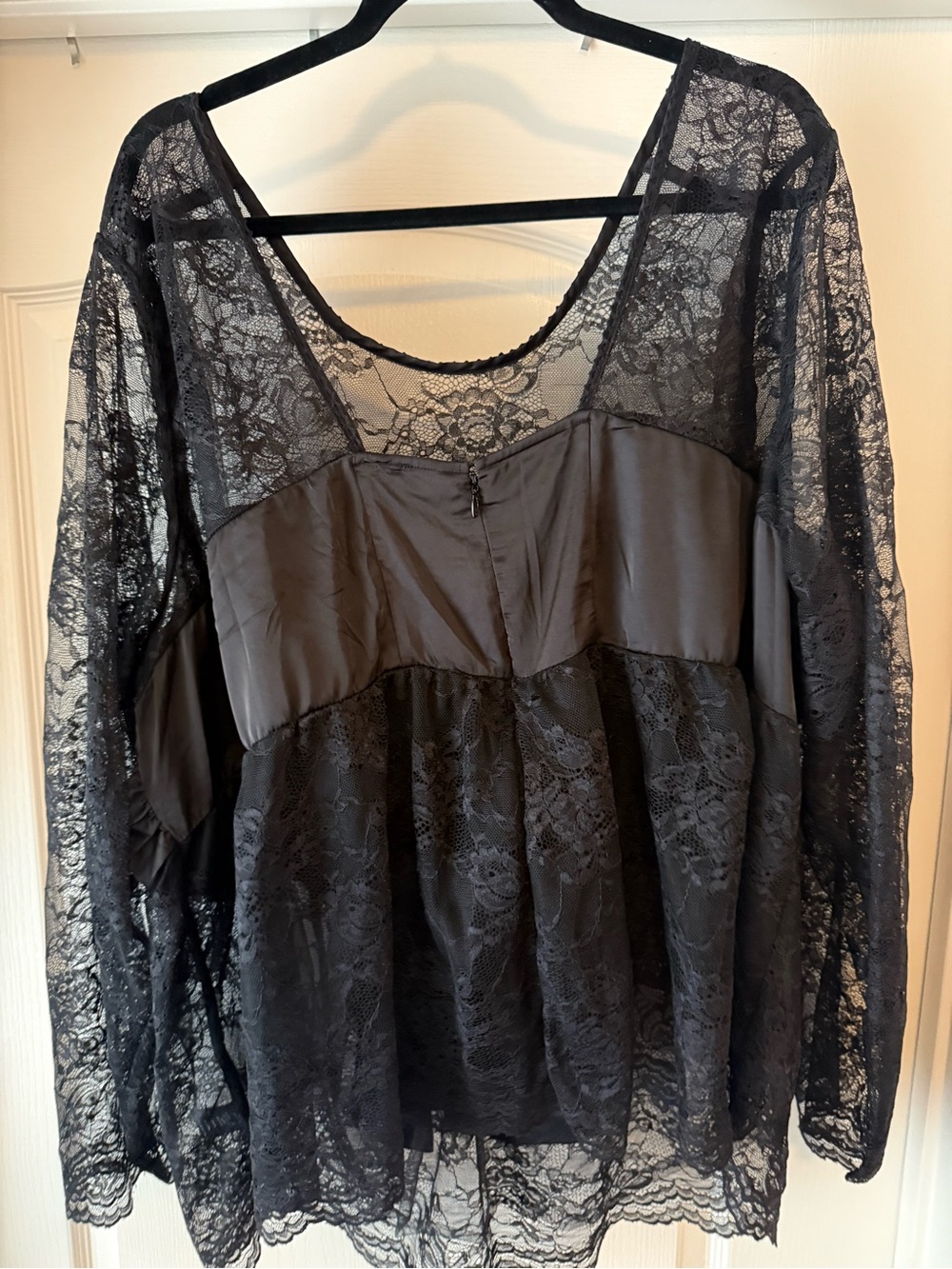 torrid Black Lace Blouse with Bow - Picture 4 of 4